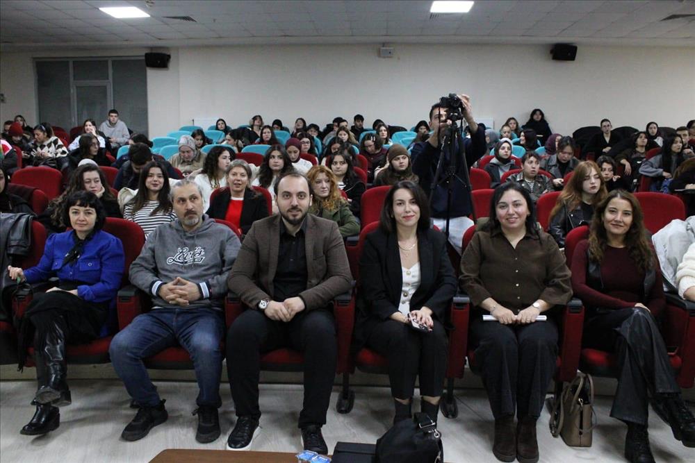 4. Meslek Buluşmalarına Yoğun İlgi